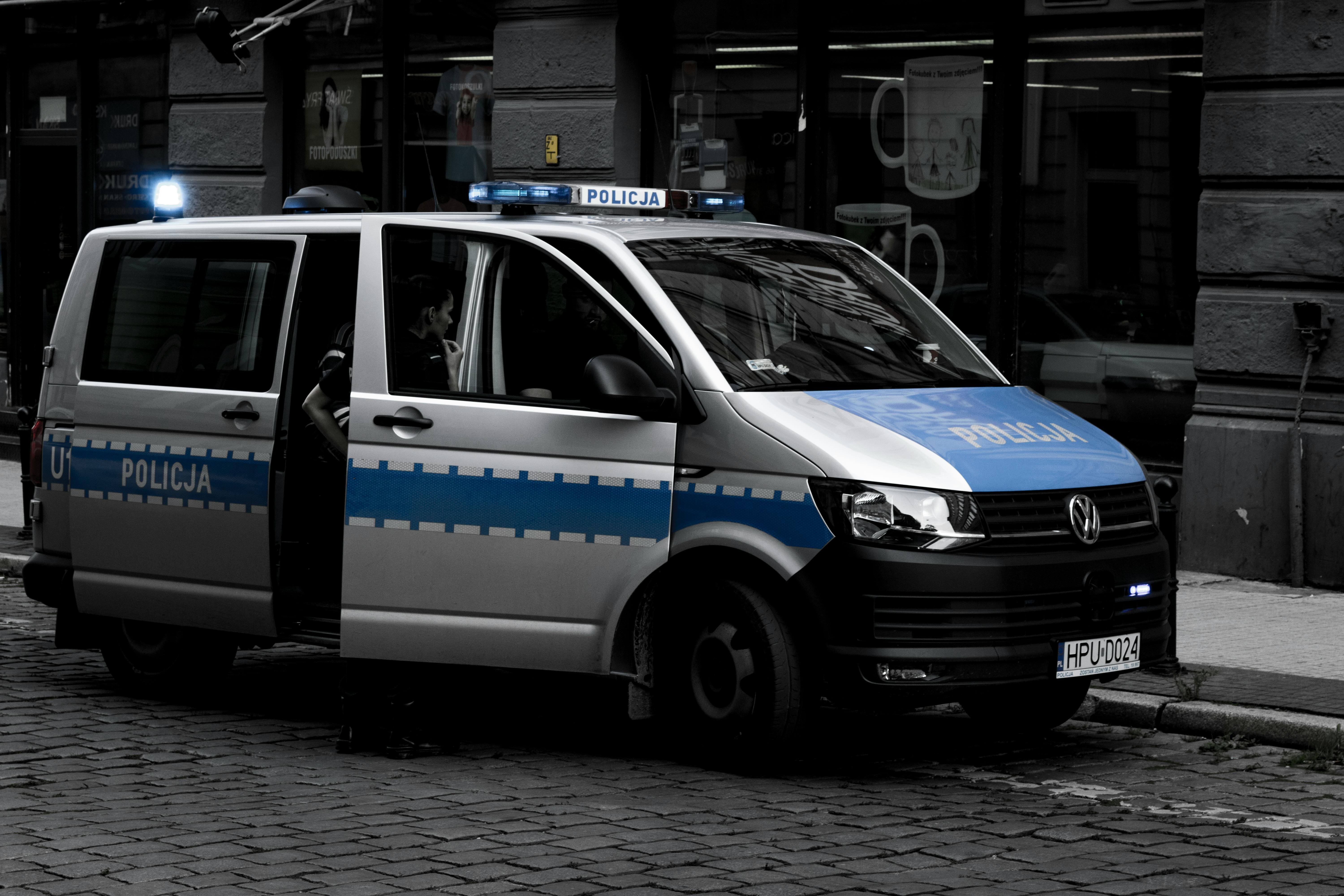 Police Car 4